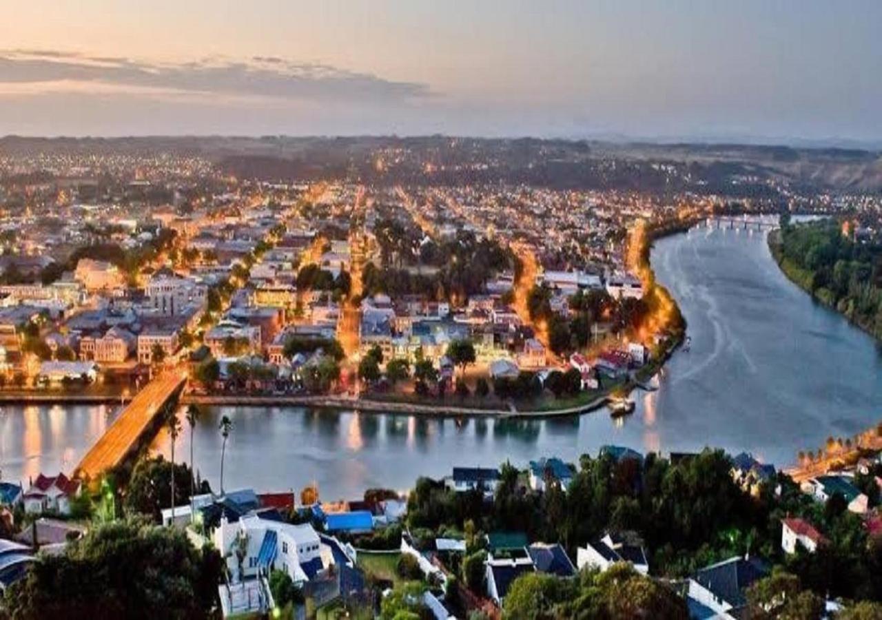 Le Riva Bed And Breakfast By The Beach Whanganui Exterior foto