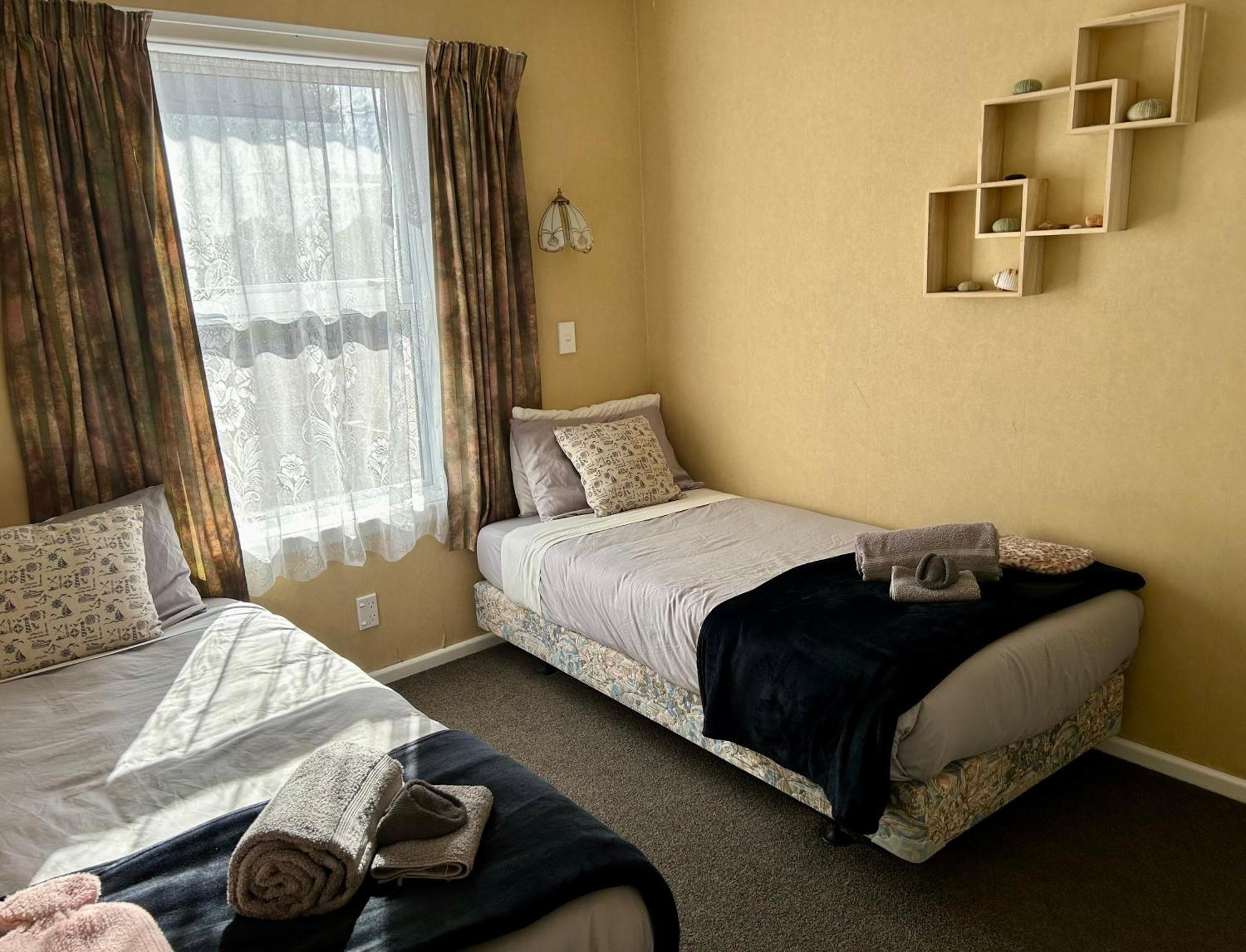 Le Riva Bed And Breakfast By The Beach Whanganui Exterior foto